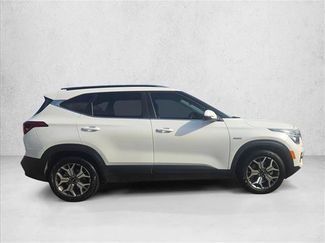 Used 2022 Kia Seltos EX AWD/4WD video 4