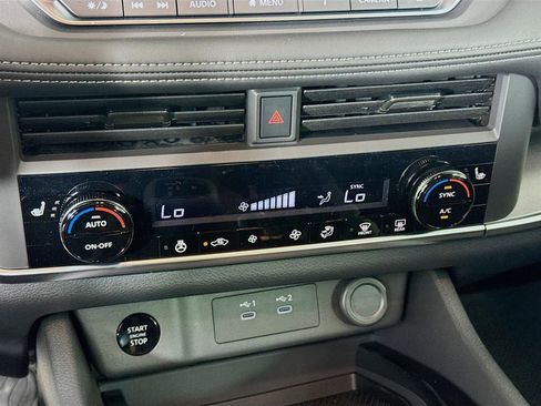 New 2026 Nissan Rogue SV FWD image 17