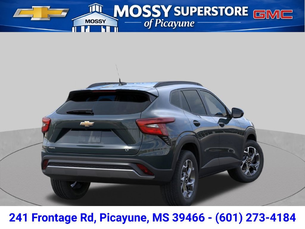 New 2026 Chevrolet Trax LT w/ LT Convenience Package FWD image 4