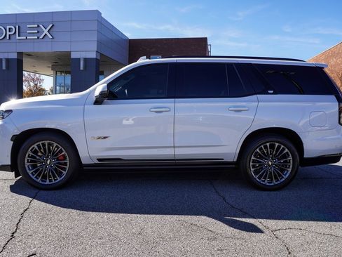 Used 2023 Cadillac Escalade V image 36