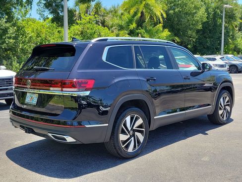 Used 2025 Volkswagen Atlas SEL AWD/4WD image 3