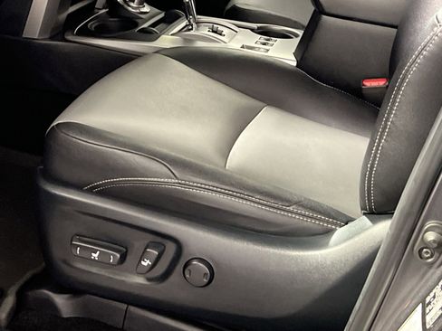 Used 2016 Toyota 4Runner SR5 Premium image 14