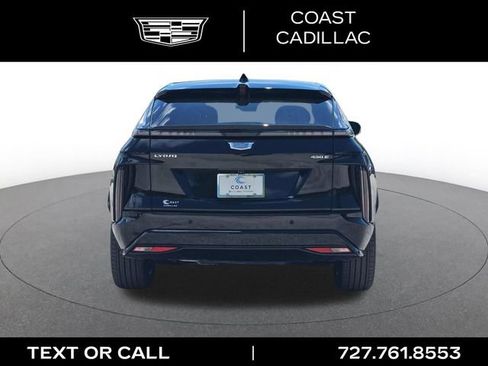 Used 2025 Cadillac Lyriq Sport RWD image 7