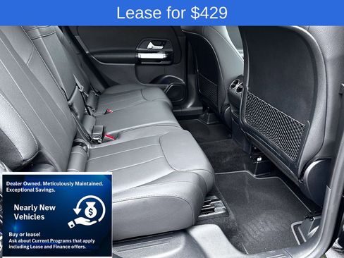 Used 2025 Mercedes-Benz GLB 250 4MATIC image 32