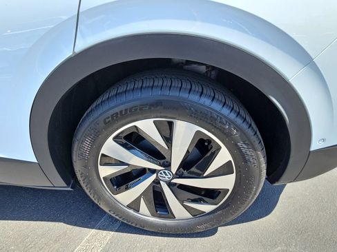 Certified 2023 Volkswagen ID.4 Pro RWD image 33