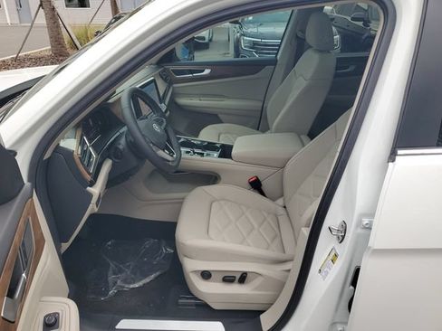 New 2026 Volkswagen Atlas SE FWD image 17