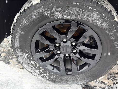 Used 2020 Chevrolet Silverado 1500 RST w/ All-Star Edition image 9