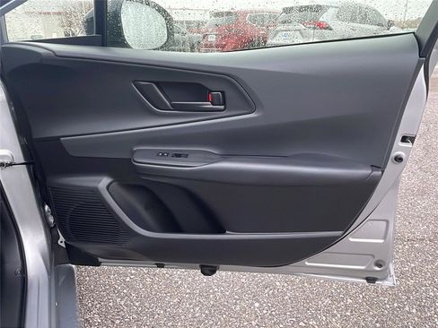 Used 2024 Toyota Prius LE image 13