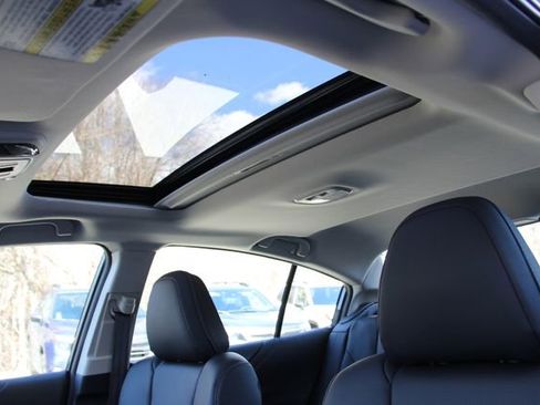 Certified 2025 Subaru Legacy Touring XT AWD/4WD image 18