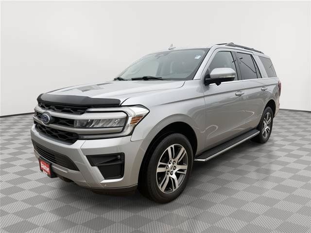 Certified 2022 Ford Expedition XLT AWD/4WD image 3