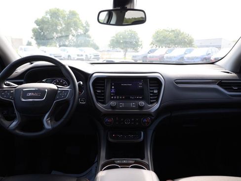 Used 2023 GMC Acadia AT4 w/ Technology Package AWD/4WD image 14