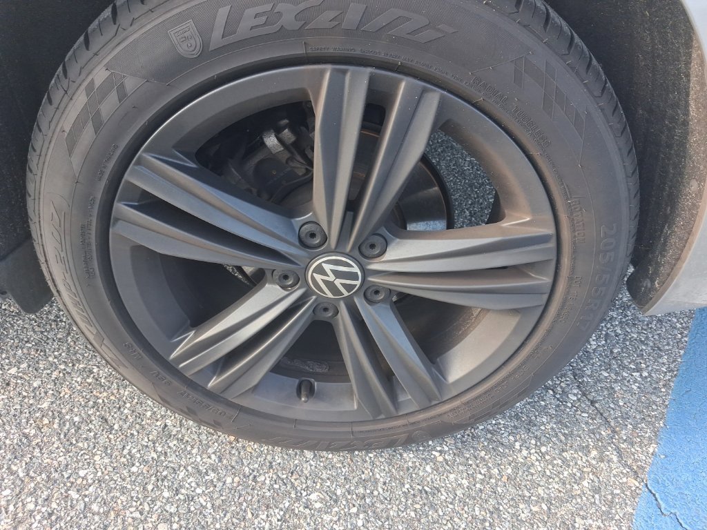 Used 2022 Volkswagen Jetta SE FWD image 13