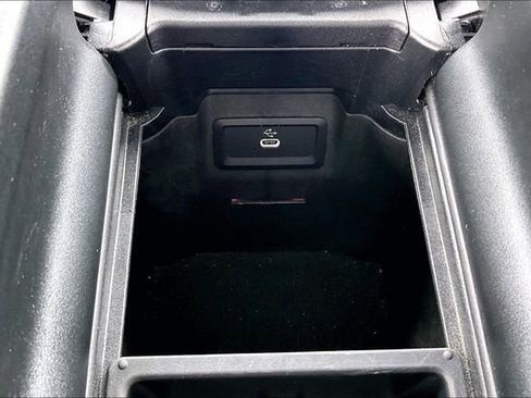 Certified 2026 Mercedes-Benz GLC 300 4MATIC image 19
