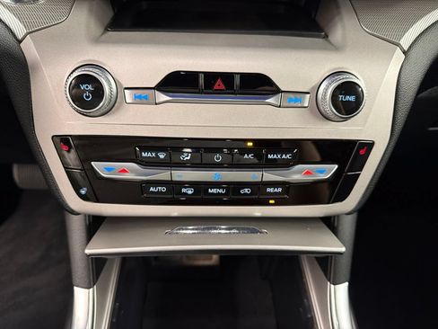 Certified 2023 Ford Explorer XLT w/ Equipment Group 202A AWD/4WD image 13
