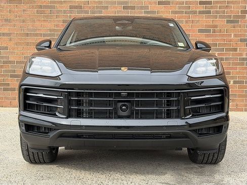 New 2026 Porsche Cayenne Coupe image 10
