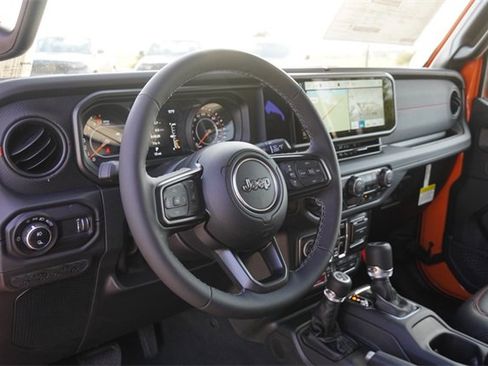 New 2025 Jeep Gladiator Rubicon image 16