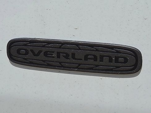 New 2026 Jeep Cherokee Overland image 9