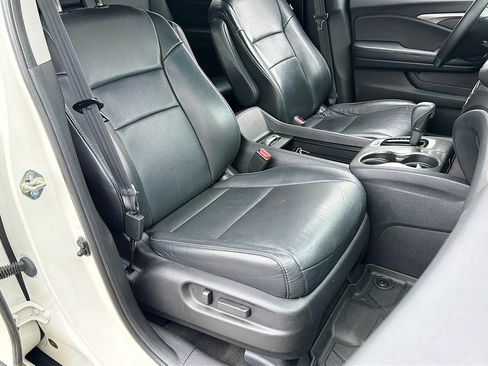 Used 2018 Honda Pilot EX-L image 17