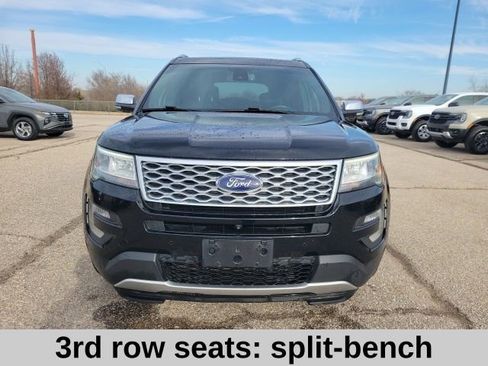 Used 2017 Ford Explorer Platinum image 18