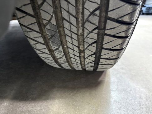 Used 2017 Dodge Grand Caravan SXT image 44