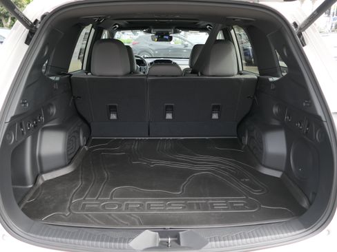 Used 2025 Subaru Forester Limited AWD/4WD image 22