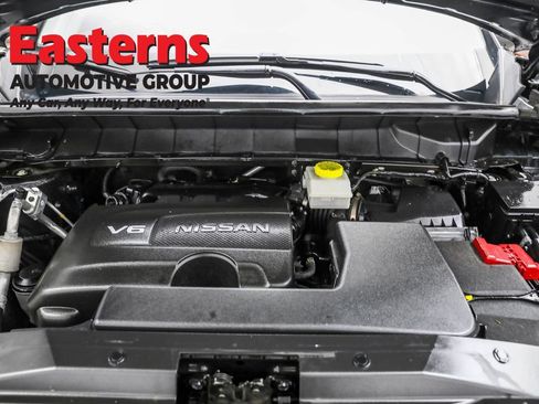 Used 2022 Nissan Pathfinder SL image 7