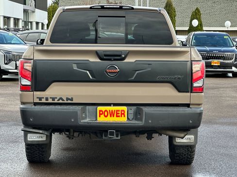 Used 2021 Nissan Titan PRO-4X w/ Pro-4x Convenience Package image 5