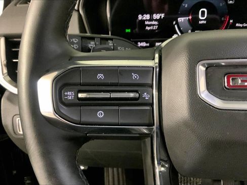 Used 2025 GMC Terrain Elevation AWD/4WD image 20