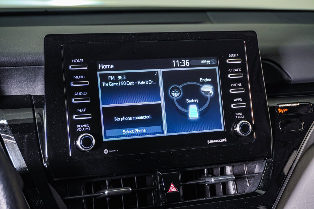 Used 2021 Toyota Camry LE FWD image 21