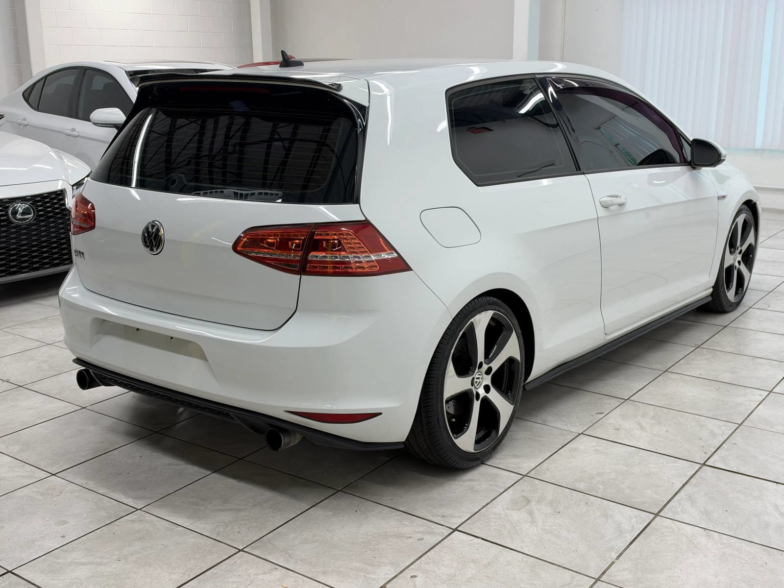 Used 2016 Volkswagen GTI S FWD image 9
