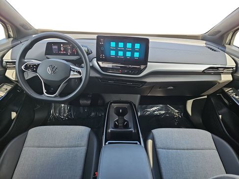 Certified 2024 Volkswagen ID.4 2WD image 9