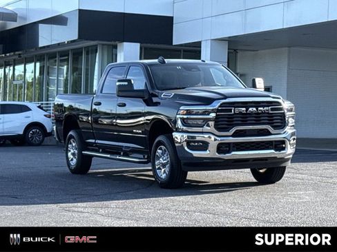Used 2025 RAM 2500 Big Horn AWD/4WD image 1