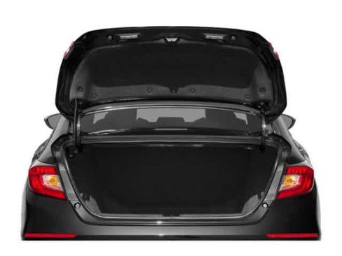 Used 2018 Honda Accord LX image 12