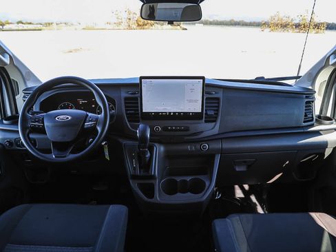 Used 2022 Ford Transit 350 XLT image 12