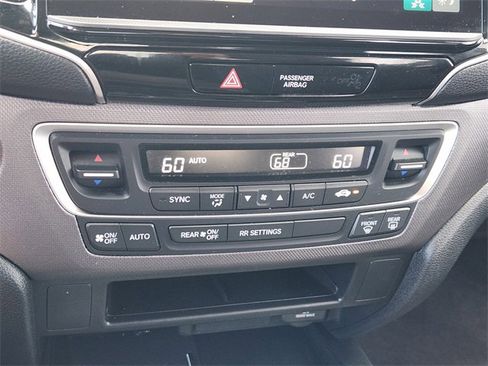 Certified 2025 Honda Ridgeline Sport image 26