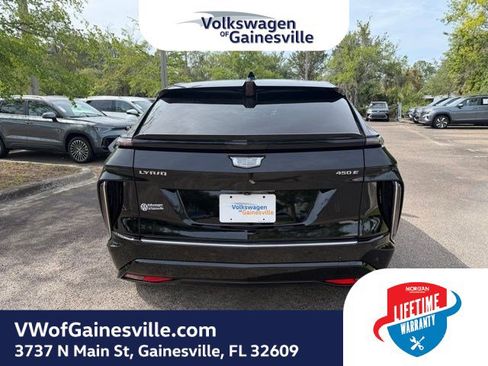 Used 2024 Cadillac Lyriq Tech RWD image 5