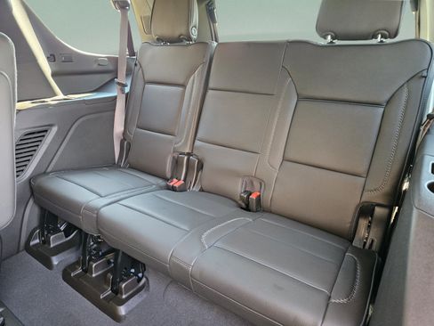 Used 2024 GMC Yukon Denali w/ Denali Reserve Package AWD/4WD image 27