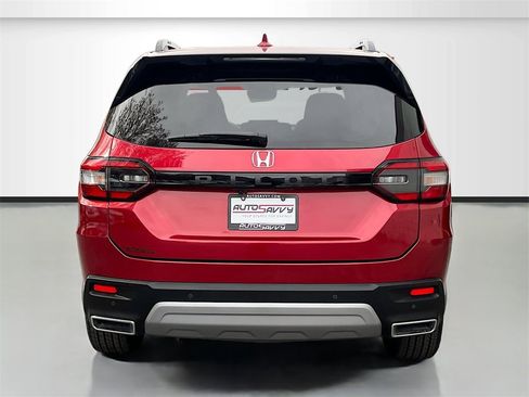 Used 2023 Honda Pilot Elite image 6