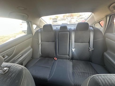 Used 2017 Nissan Altima 2.5 S w/ Power Driver Seat Package FWD image 17