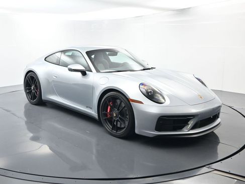 Used 2022 Porsche 911 Carrera 4 GTS image 17