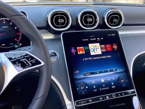 Certified 2025 Mercedes-Benz C 300 Sedan image 8