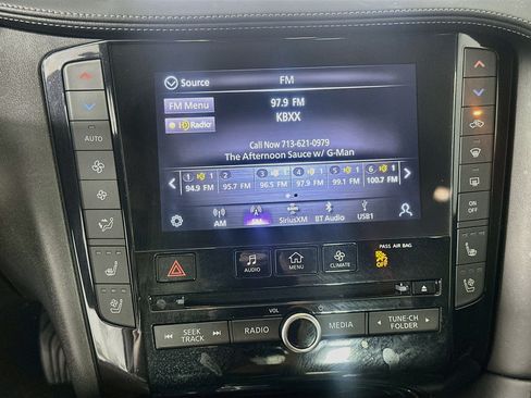 Used 2023 INFINITI QX50 Sport FWD image 23