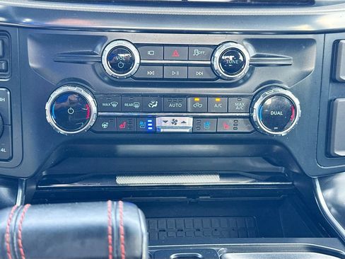Used 2025 Ford F150 Raptor AWD/4WD image 18