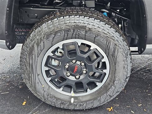 New 2025 Toyota Tacoma 4x4 Double Cab Hybrid image 5