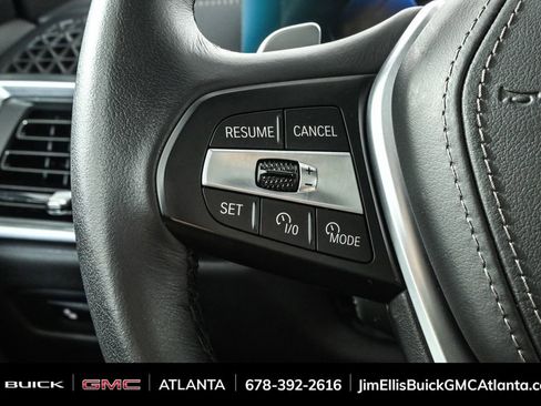 Used 2025 BMW X5 xDrive50e image 11