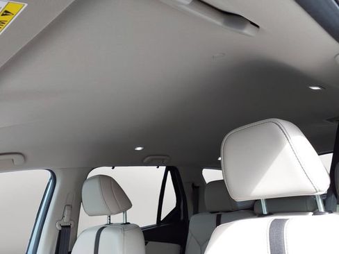 Used 2026 Honda Pilot EX-L image 12