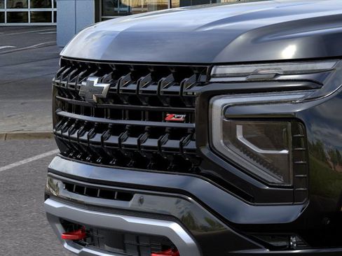 New 2026 Chevrolet Suburban Z71 w/ Comfort Package image 14