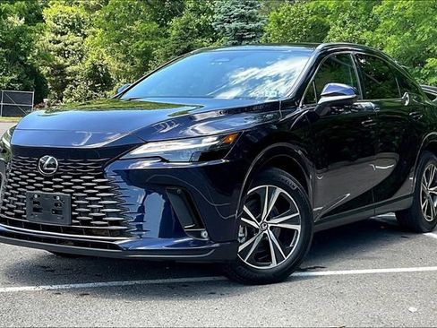 Used 2024 Lexus RX 350 Premium w/ Accessory Package (Z1) AWD/4WD image 3