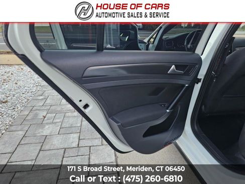 Used 2018 Volkswagen GTI SE image 50