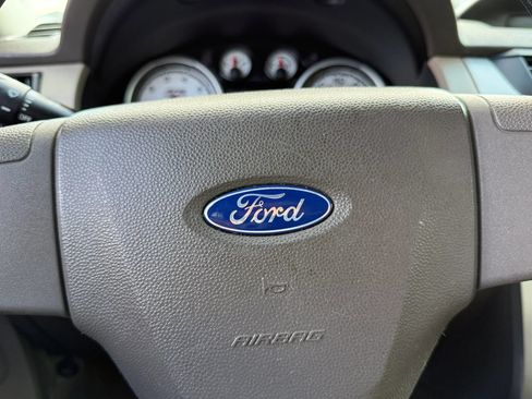 Used 2010 Ford Focus S FWD image 30